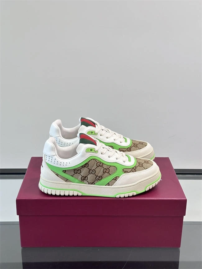 Gucci Classic 14