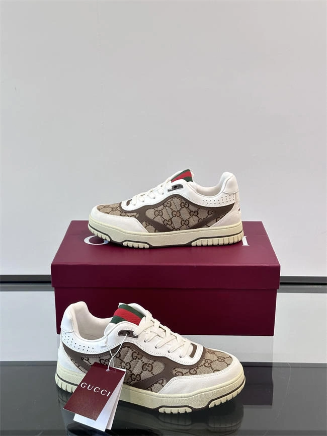 Tony Luxuries Sleek Gucci 11