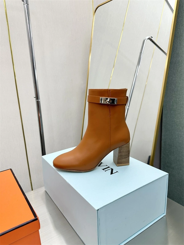 Aaa replica Comfortable H Boot 2416