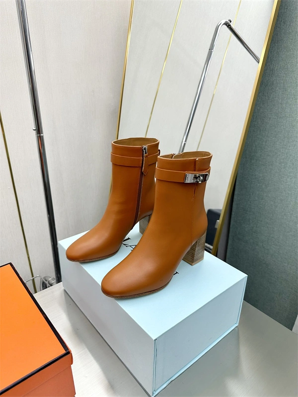 Aaa replica Comfortable H Boot 2416