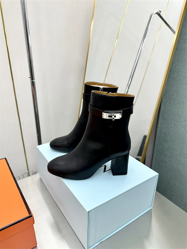 Aaa replica Comfortable H Boot 2416
