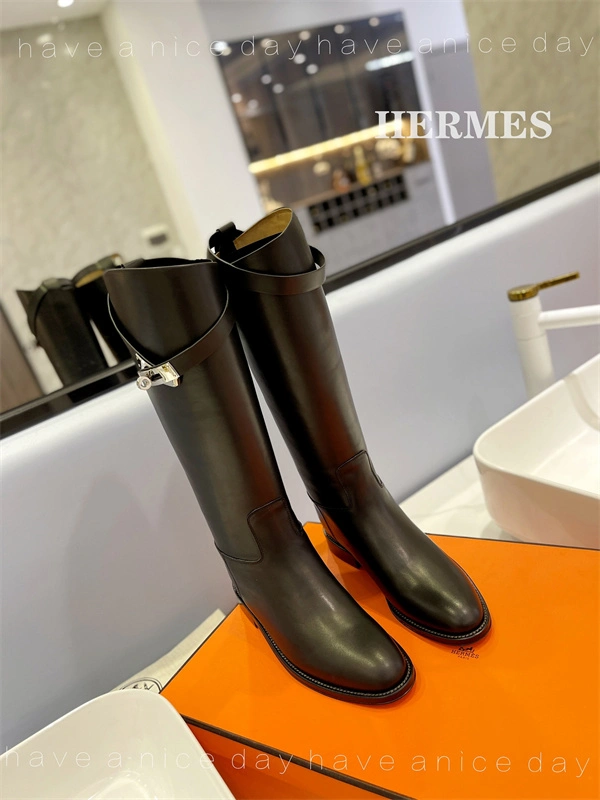 Comfortable H Boot 2422
