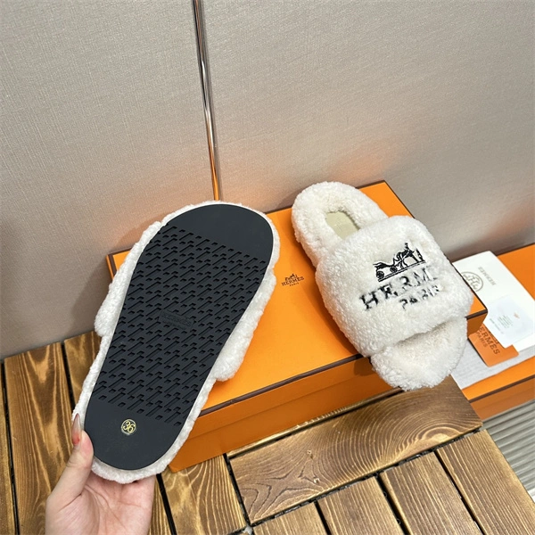 Cheap MAX H Slipper ComfortFit 2320