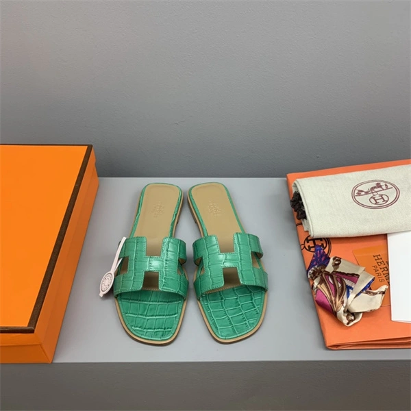 Aaa replica H Slipper Refined 2328