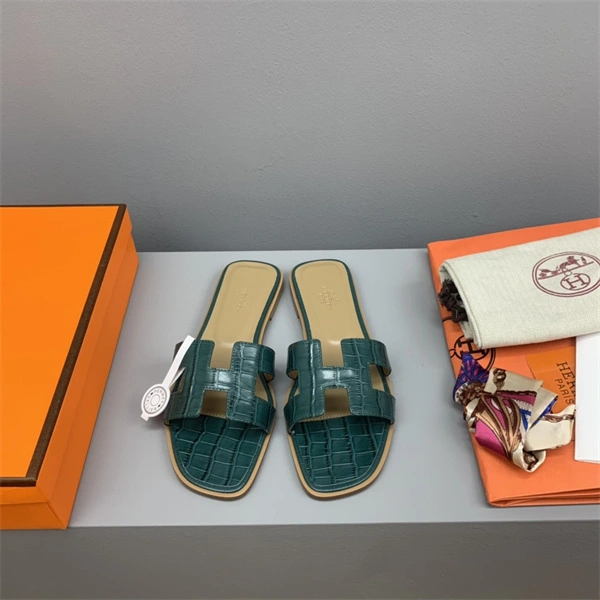 Aaa replica H Slipper Refined 2328