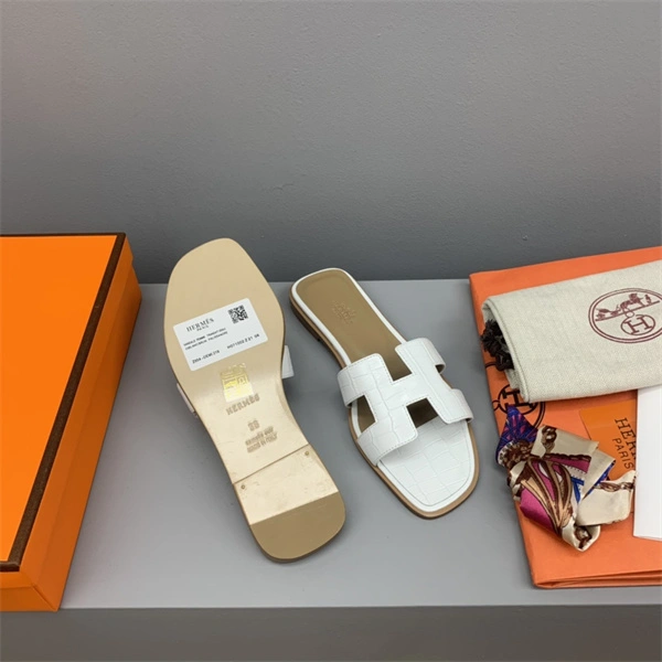 Aaa replica H Slipper Refined 2328