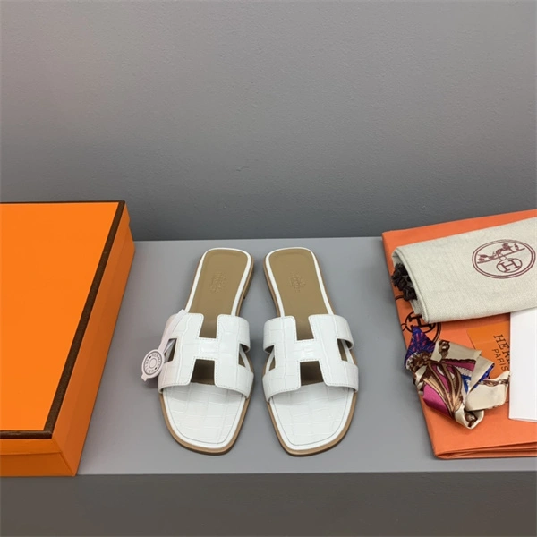 Aaa replica H Slipper Refined 2328