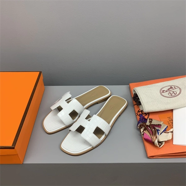Aaa replica H Slipper Refined 2328
