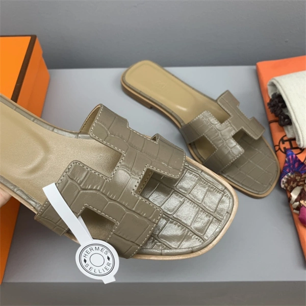 Aaa replica H Slipper Refined 2328