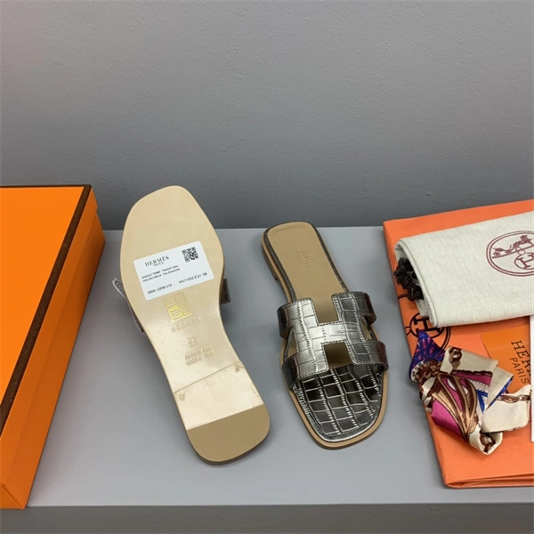Aaa replica H Slipper Refined 2328