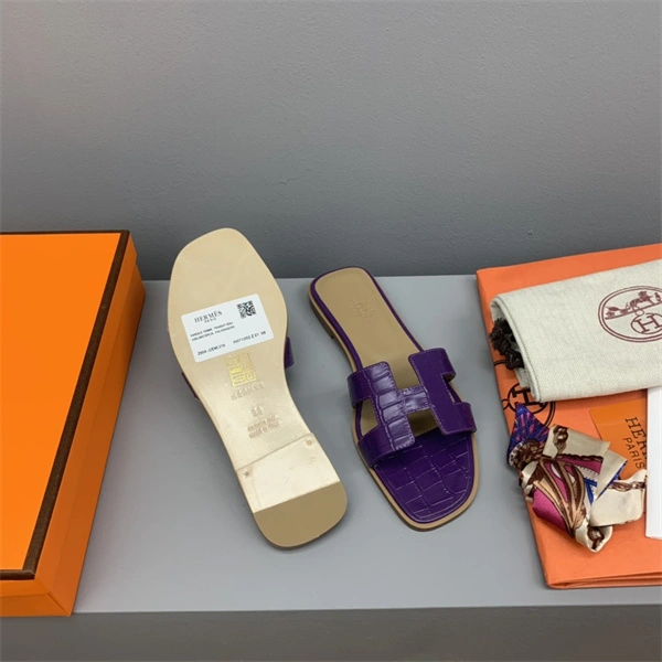 Aaa replica H Slipper Refined 2328