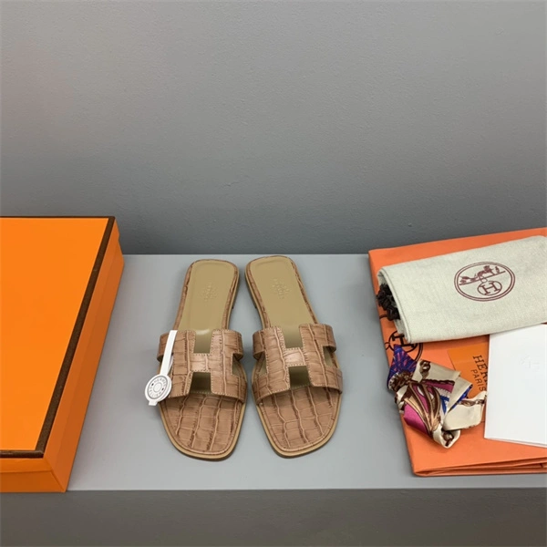 Aaa replica H Slipper Refined 2328