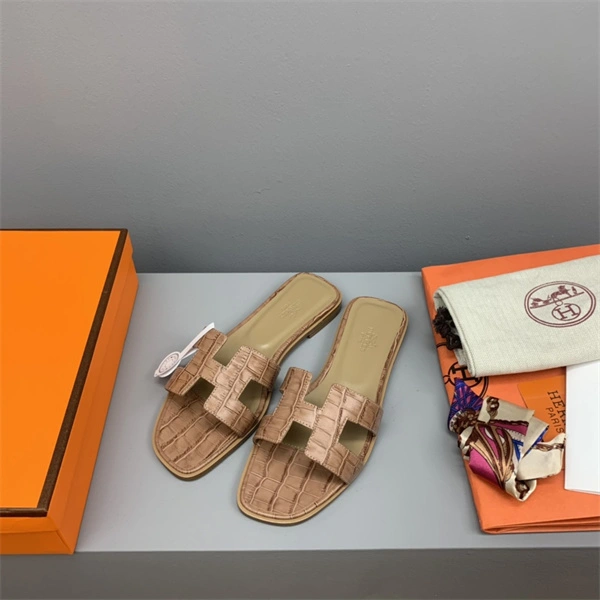Aaa replica H Slipper Refined 2328