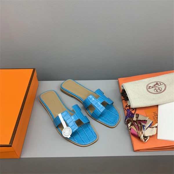 Aaa replica H Slipper Refined 2328