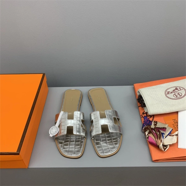 Aaa replica H Slipper Refined 2328