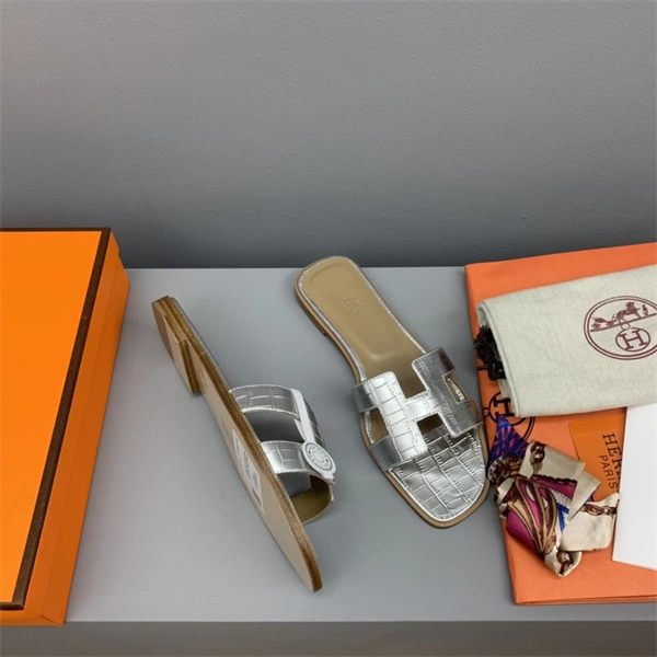 Aaa replica H Slipper Refined 2328