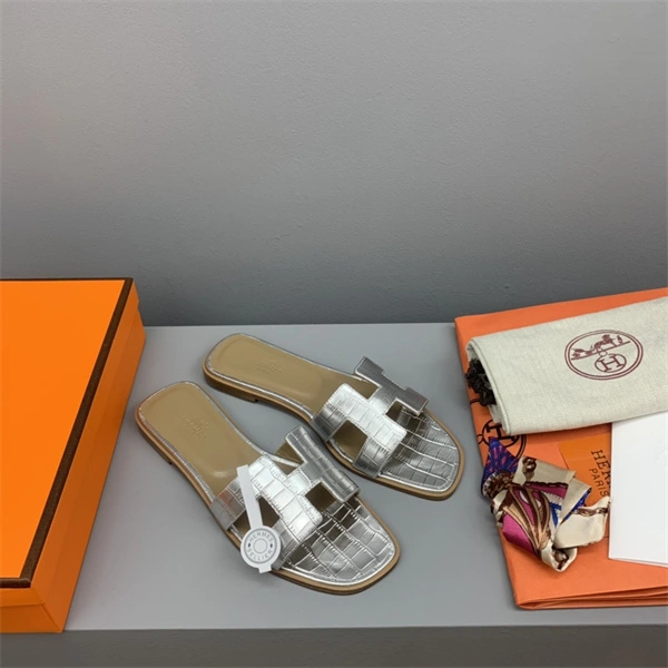 Aaa replica H Slipper Refined 2328