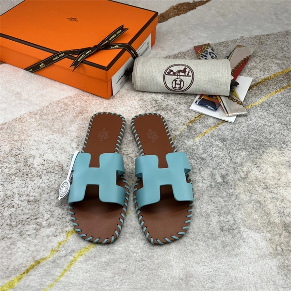 Bold H Slipper 2352