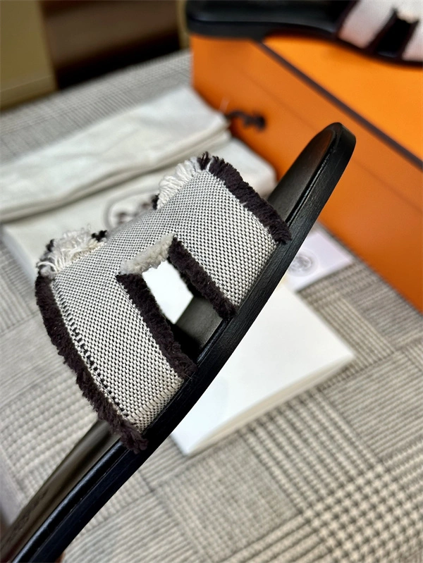 Affordable Hot H Slipper Practical 2371