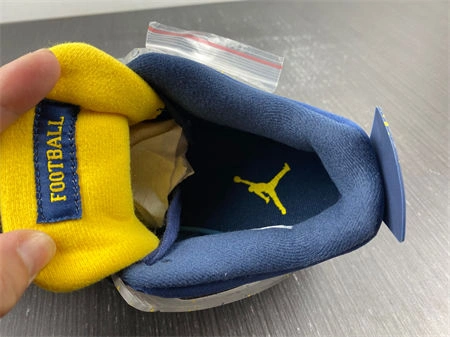 MaikeSneakers Jordan 4 Retro Michigan AJ4- Soft 3938