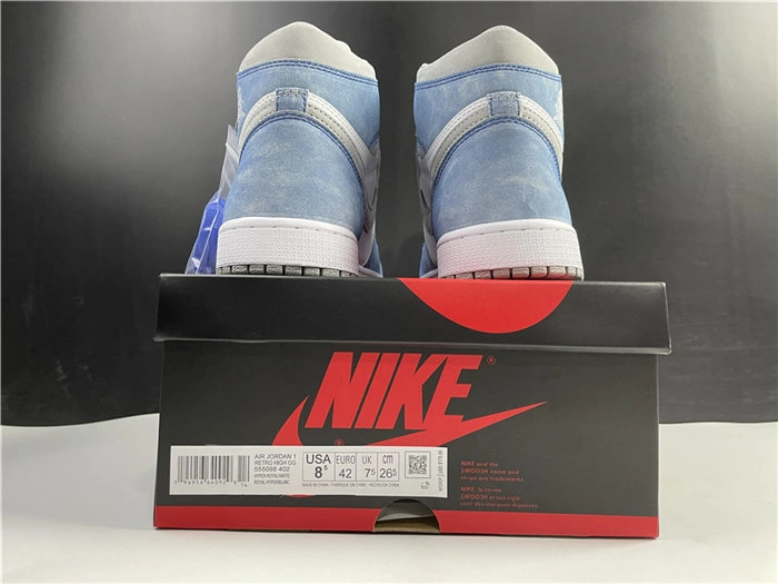 HYPE Sustainable Jordan1 Retro Hyper Royal Smoke Grey 555088- 3603