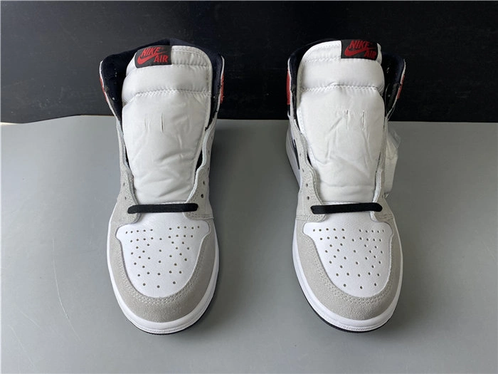 HYPE Jordan1 Retro Light Smoke Grey 555088- Fashionable 3738