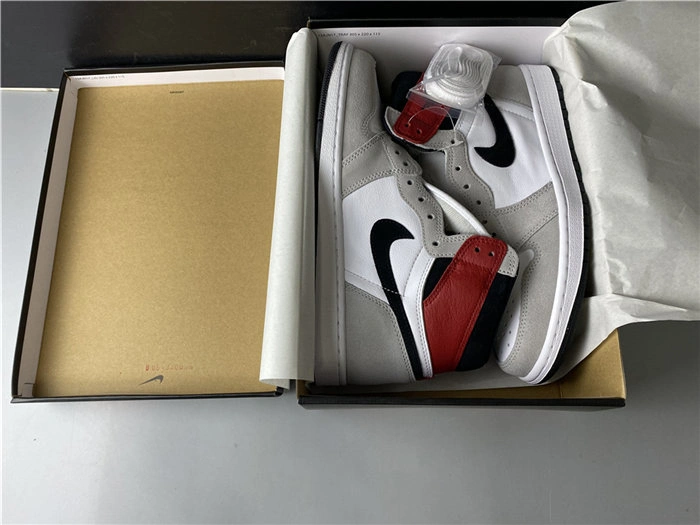 HYPE Jordan1 Retro Light Smoke Grey 555088- Fashionable 3738