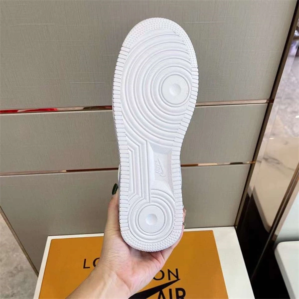 Official oldcobbler LV x Nike Sneaker ComfortFit 1973