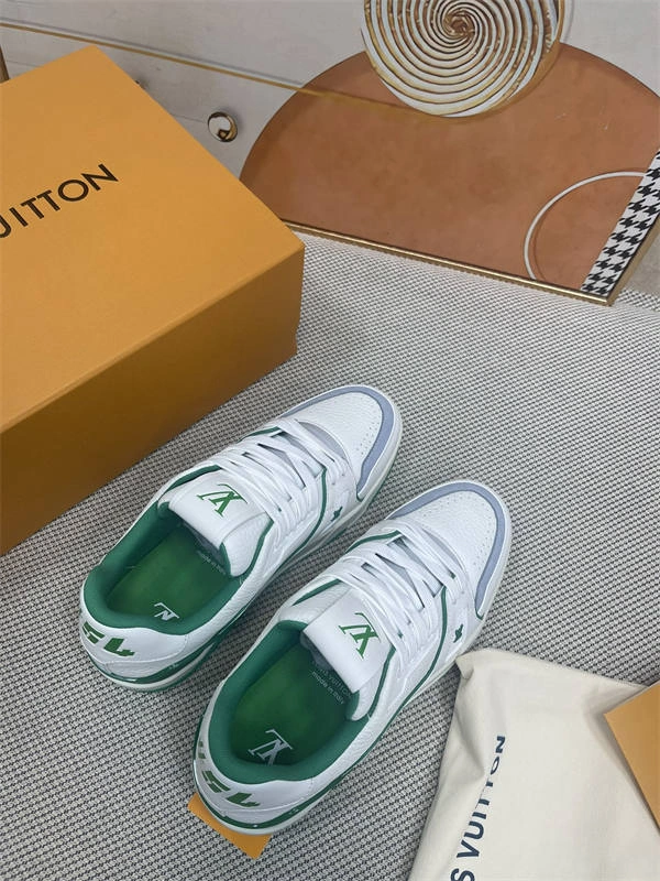 Affordable Palace LV FreshLook 1772