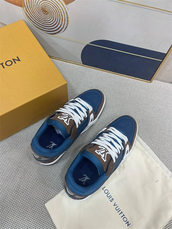 LV Comfortable 1782