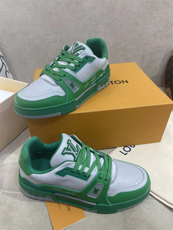 Sporty LV 1823