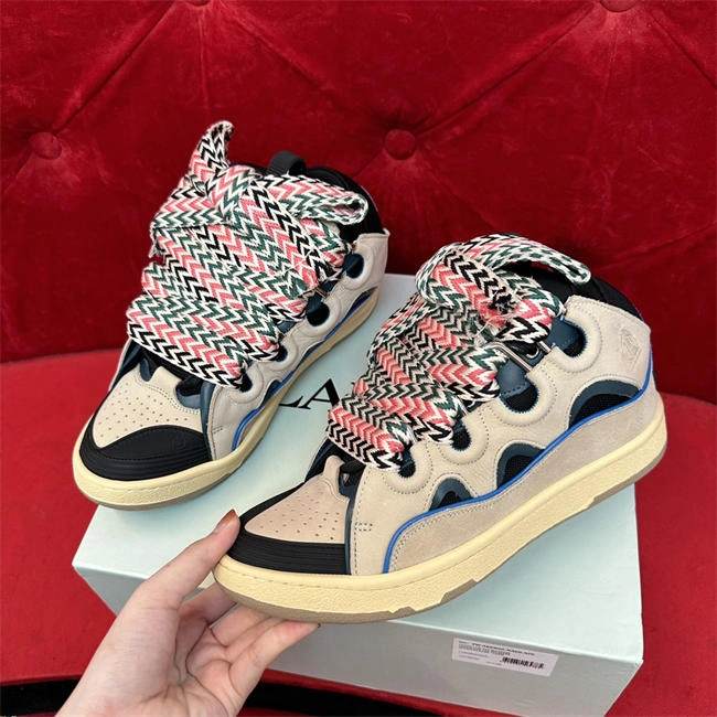EyeCatching Lanvon Curb Sneaker 902