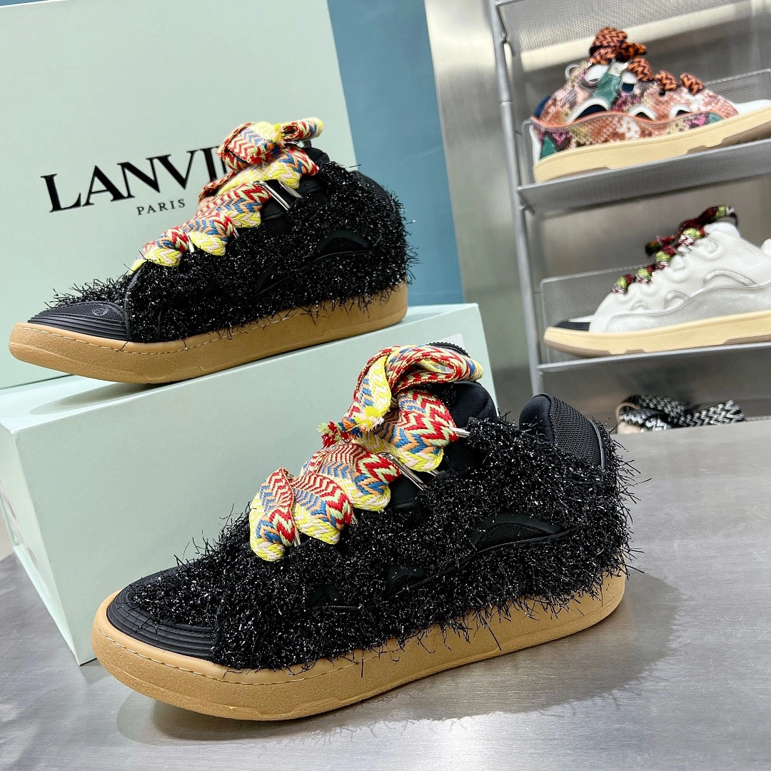 Refined Lanvon Leather Curb 856