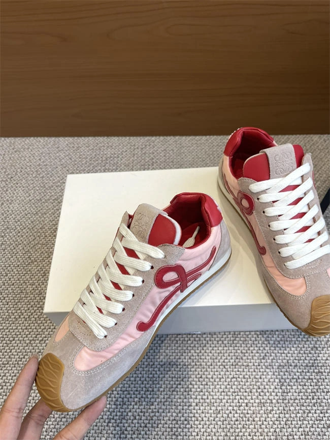 Rep Husky Elegant Loewe Sneaker 2470
