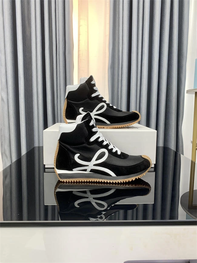 First bag ru Loewe Sneaker Youthful 2458