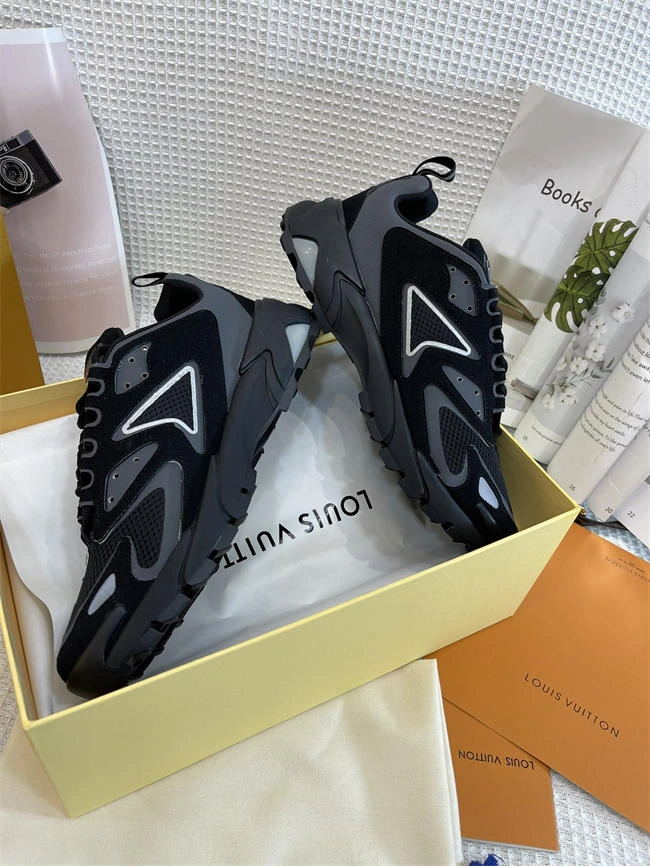 Cheap UrbanChic Lv Runner Sneaker 2026