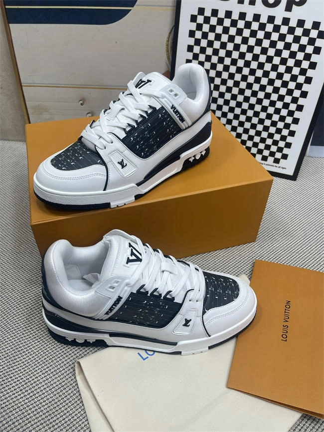 Cheap MAX Lv Trainer Sneaker Neat 2114