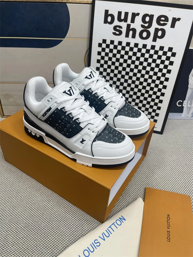 Cheap MAX Lv Trainer Sneaker Neat 2114