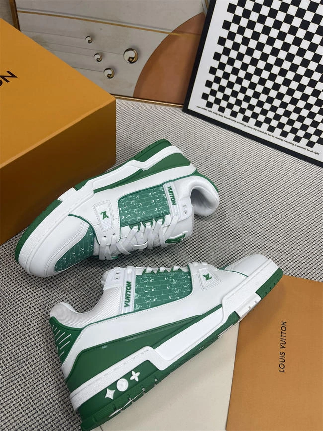Cheap Lv Trainer Sneaker Minimalist 2115