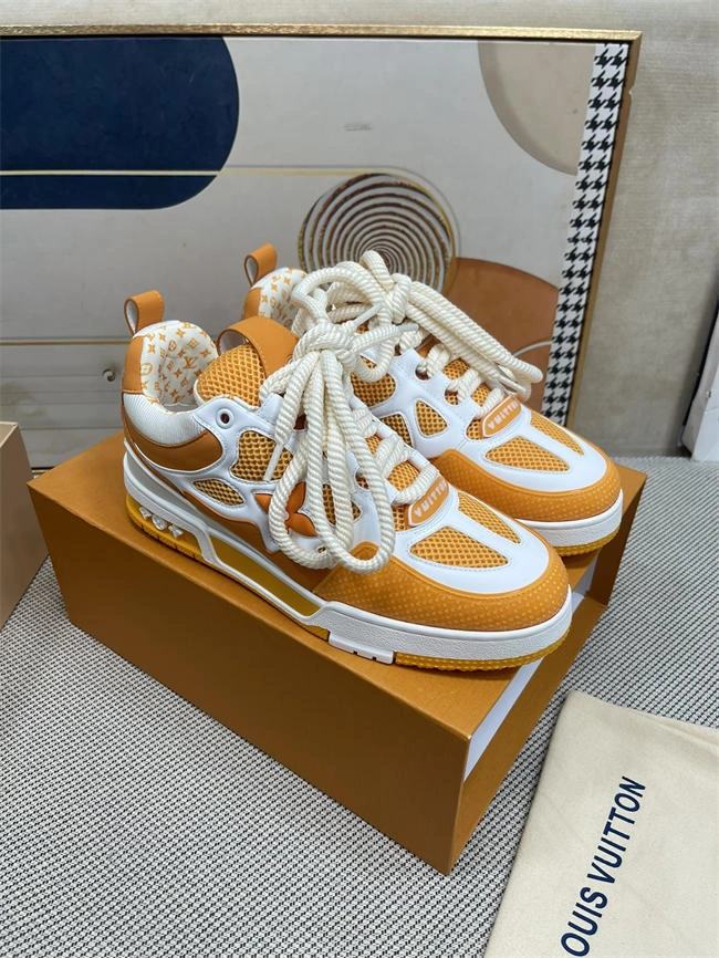 Aaa replica watch Lv Trainer Sneaker Sporty 2033