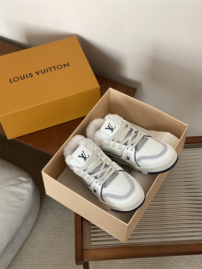 Fashionrepsfam ru TechFriendly Lv Trainer Sneaker 2035