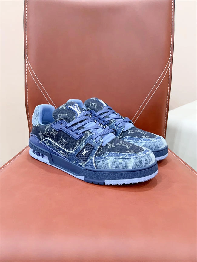 Cheap MAX Lv Trainer Sneaker EyeCatching 2044
