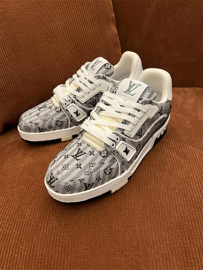 Fashionrepsfam ru Elegant Lv Trainer Sneaker 2080