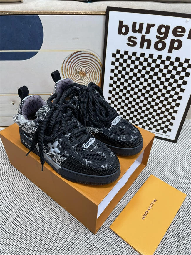 Affordable Palace Versatile Lv Trainer Sneaker 2081