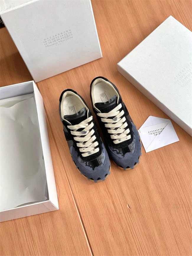 Bold Maison Martin Margiela Sneaker 2998