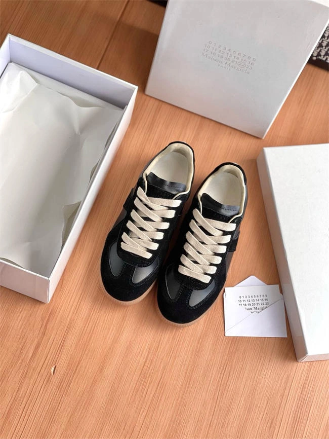 HYPE Stretchable Maison Martin Margiela Sneaker 2986