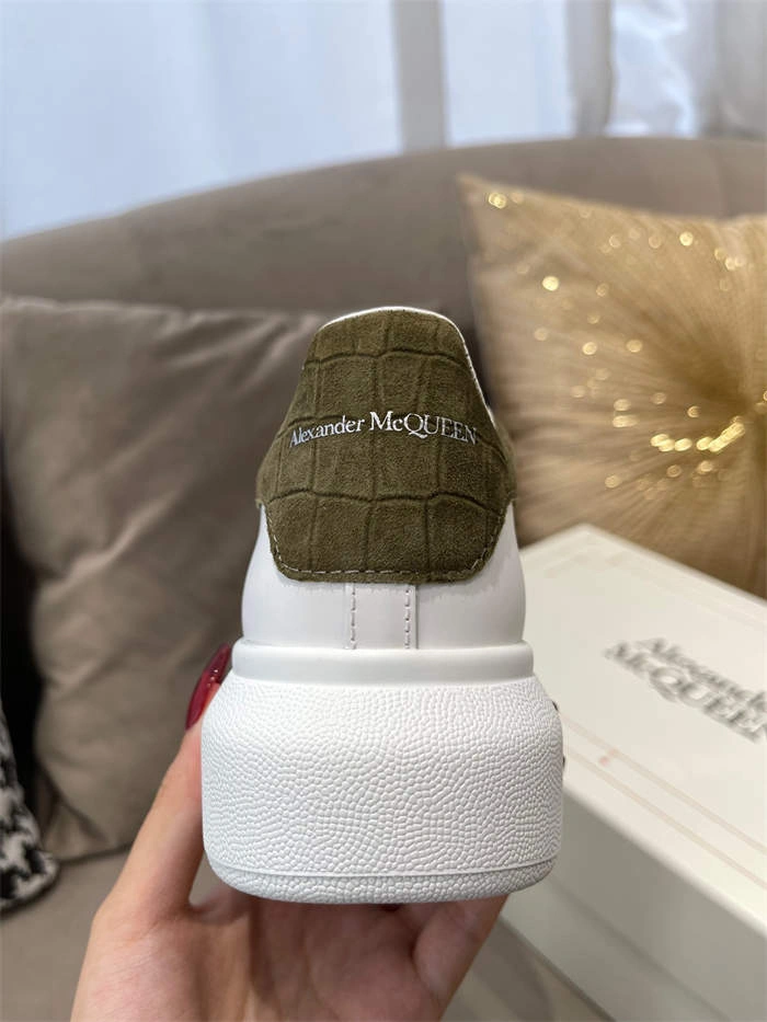 Tony Luxuries Cozy Mc Queen 2531