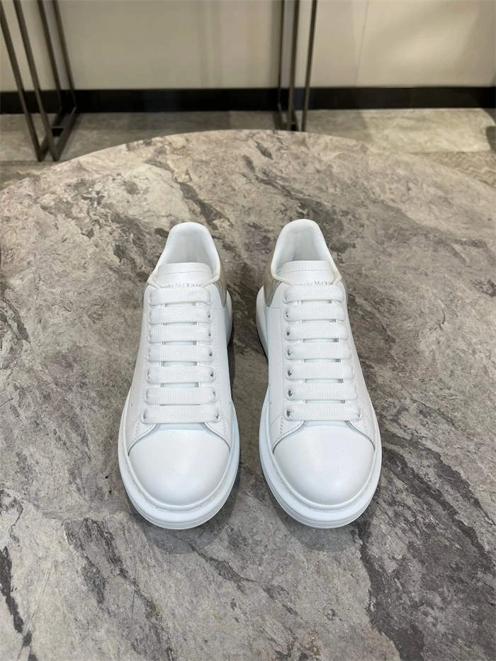 HYPE Mc Queen Comfortable 2541