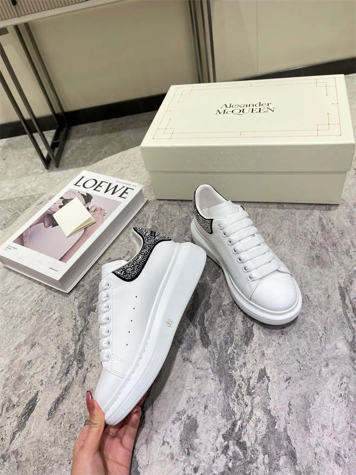 Tony Luxuries Neat Mc Queen 2544
