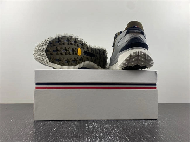 Tony Luxuries Moncler Trailgrip GTX 3M Packable 5943